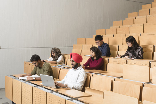 group of international Students 