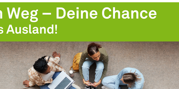 Veranstaltungsflyer. Oben ist ein Bild mit Menschen, die in einer Gruppe sitzen und mit einander sprechen. Unten stehen die Veranstaltungsdetails: Wann? 3. Juni 2025 um 17.30 Uhr. Findet Online statt.