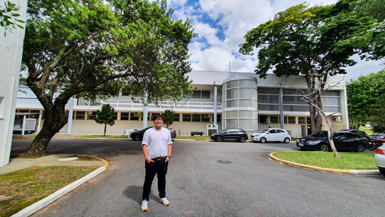 alumni_kawahara Yu Kawahara auf dem Campus