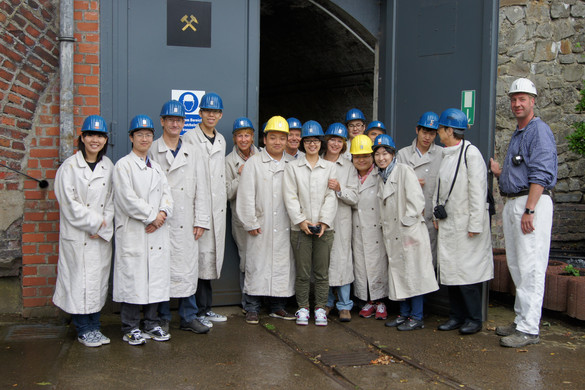 chinese students making an excursion to Zeche Zollverein 