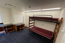 Zimmer 1.2 Kleines Zimmer mit einem Etagenbett