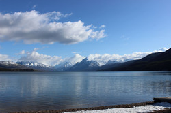 See- und Berglandschaft