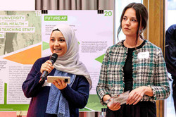  Two project participants present their project.