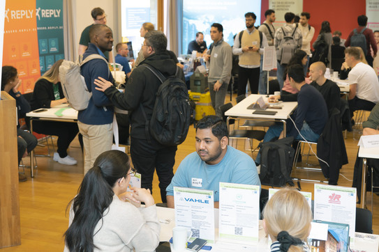 consulting situation at the international career fair