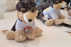 Wolfstuffing Hier sieht man Wolfstofftiere.