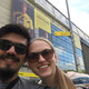 Testimonial Víctor Cobs Muñoz Das Selfie eines Pärchens vor dem Signal Iduna Park in Dortmund.