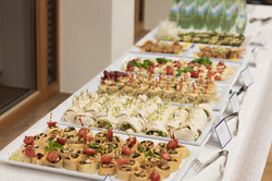 A photo of the buffet.