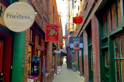 Fan Tan Alley