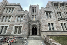 Jordan Hall ist eines der ältesten und historischsten Gebäude auf dem Butler Campus.